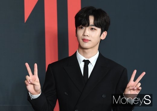[머니S포토] 엑스원 김요한 '누나들 설레게 하는 귀여움'