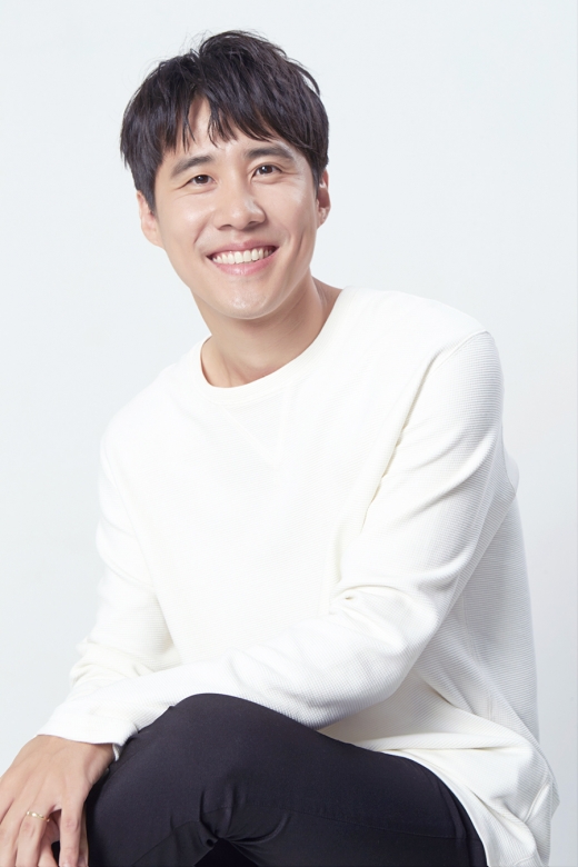 ©UL엔터테인먼트,레진엔터테인먼트