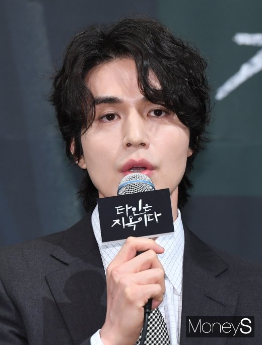 [머니S포토] 이동욱 '살아있는 조각미남'
