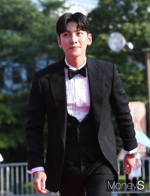 [머니S포토] 지창욱, 빈틈을 찾을 수 없는 얼굴