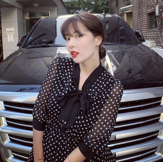 현아, 섹시미 벗고 깜찍 매력 뽐내