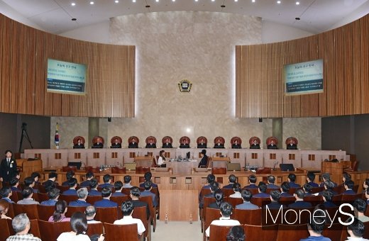 [머니S포토] 대법, 박근혜·최순실·이재용 국정농단 사건 파기환송
