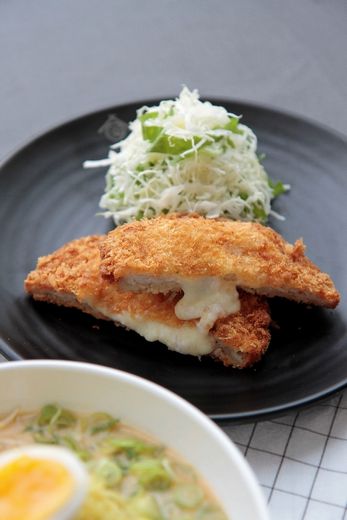 분식집 직원에서 점주로! 소자본으로도 창업 가능한 ‘여우애김밥’