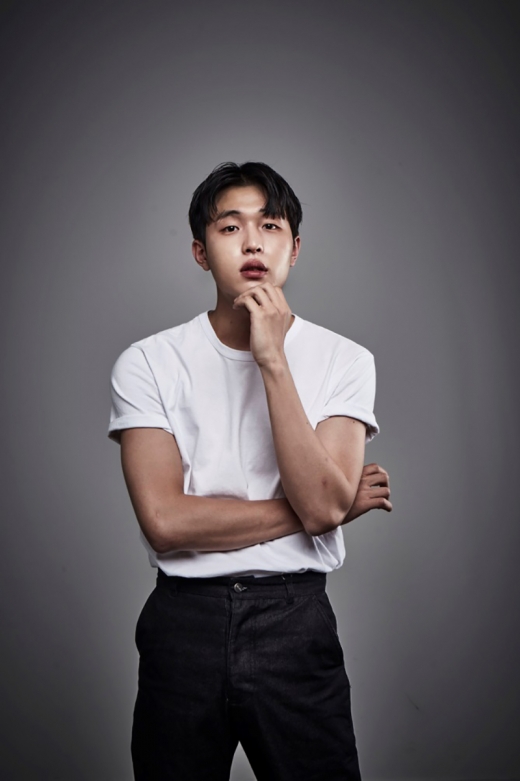 ©아우터코리아 매니지먼트