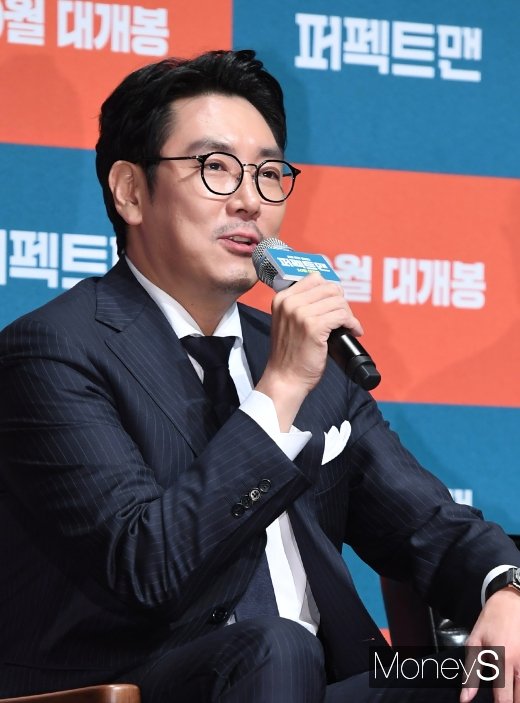 [머니S포토] 조진웅 '꼴통건달 퍼펙트맨'