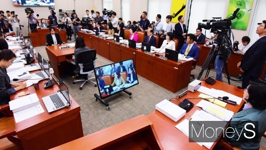 [머니S포토] 이정옥 여가부 장관 후보자 인사청문회