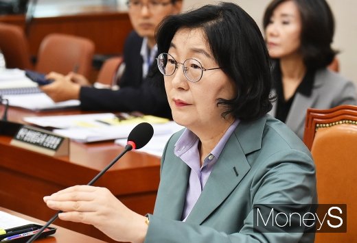 [머니S포토] 이정옥, 