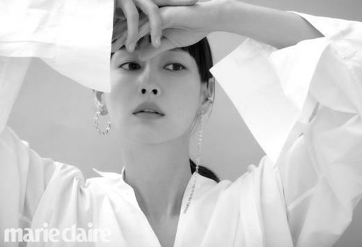 [★화보] 이나영, 독보적인 고혹美 주얼리 화보