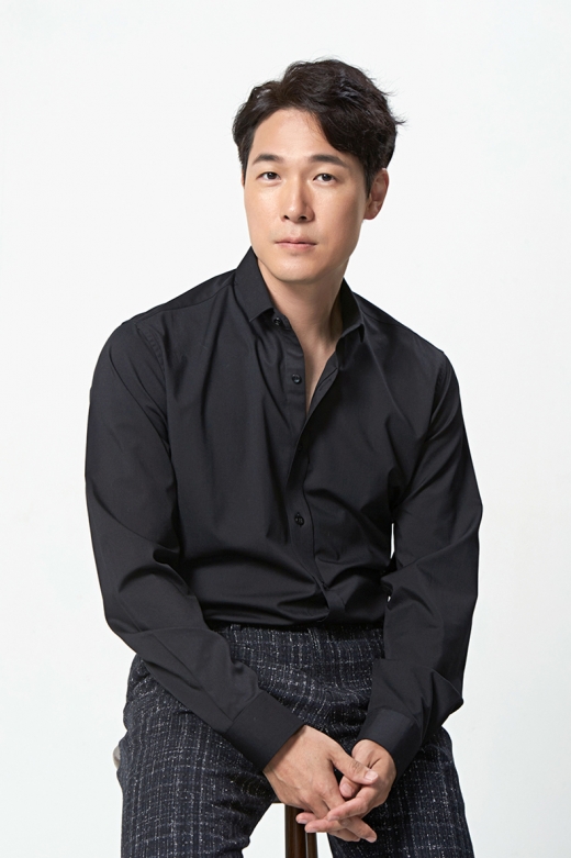 ©UL엔터테인먼트
