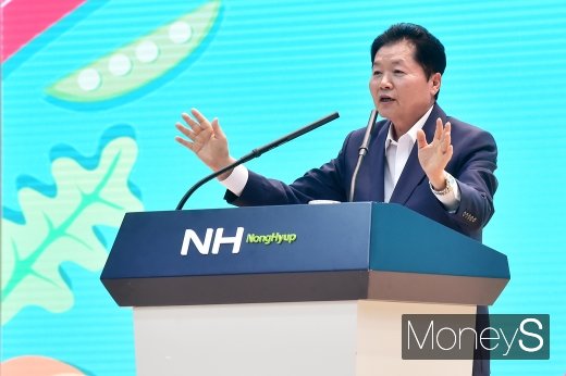 [머니S포토] 김병원 회장, 