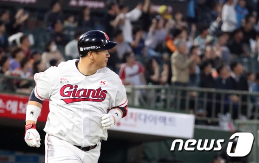 롯데 자이언츠 이대호. /사진=뉴스1