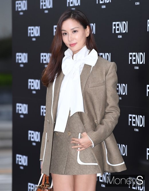 [머니S포토] 고소영, 따라하고 싶은 가을 스타일링