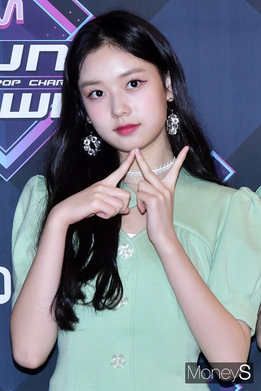 [머니S포토] 파나틱스 도아, '오늘도 꽃미모 발산'