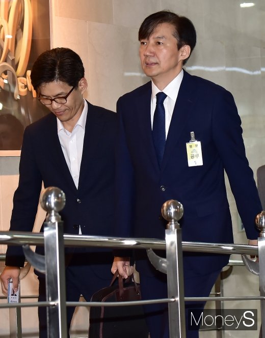 [머니S포토] 국회 도착한 조국, 무슨 심경일까?