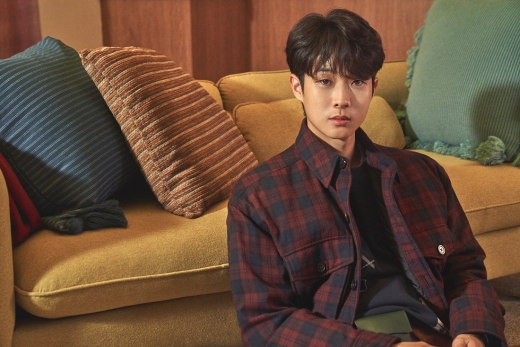 ©커스텀멜로우(CUSTOMELLOW)