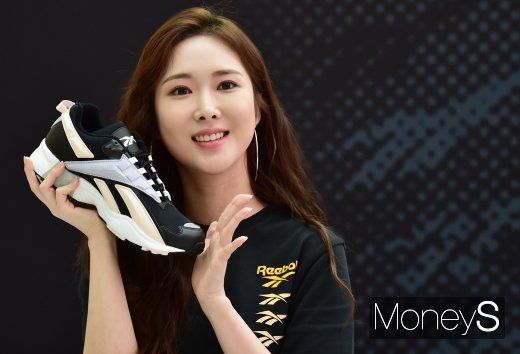 [머니S포토] 조승희, 블랙으로 깔맞춤