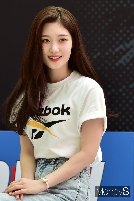 [머니S포토] 다이아 정채연, '이쁘다 이뻐'