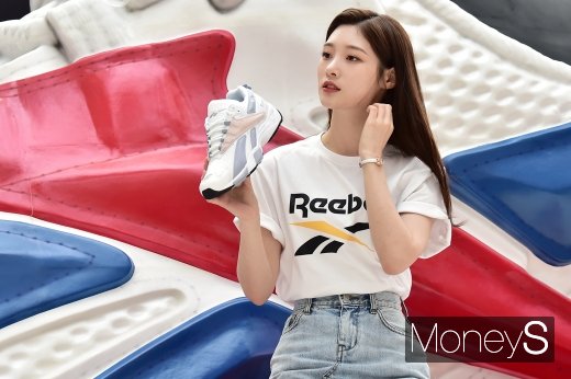 [머니S포토] 다이아 정채연, '유감없이 발휘되는 모태미모 '