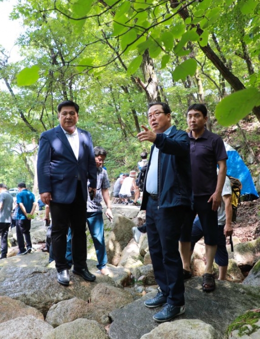 조광한 남양주시장 8월18일 청학천 정책현장투어. / 사진제공=남양주시