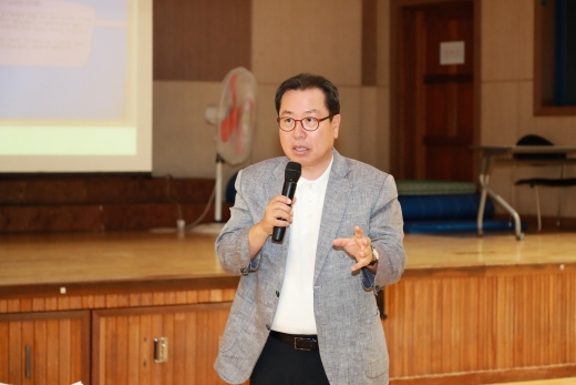 조광한 남양주시장, 청소년의 건강한 민주시민 성장 응원. / 사진제공=남양주시