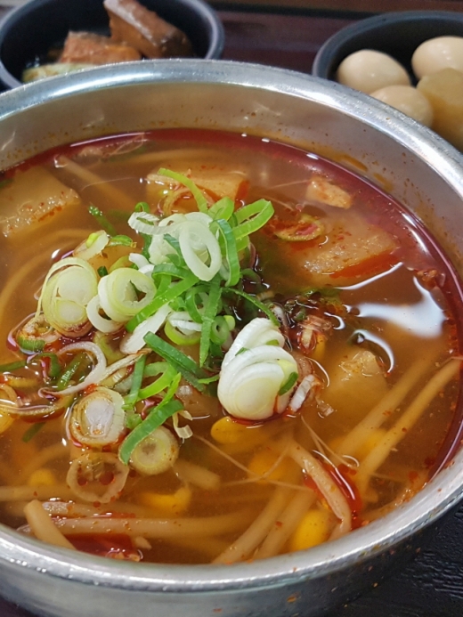 덕평자연휴게소의 대표메뉴인 덕평소고기국밥. /사진=한국관광공사