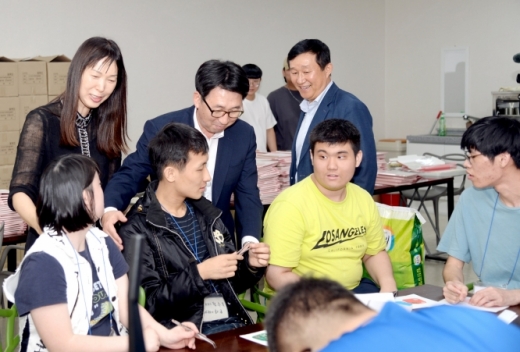 최종환 파주시장, 추석 맞아 독립운동가 등 위문