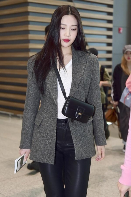 [★공항패션] 조이, 시크한 가을 무드 패션