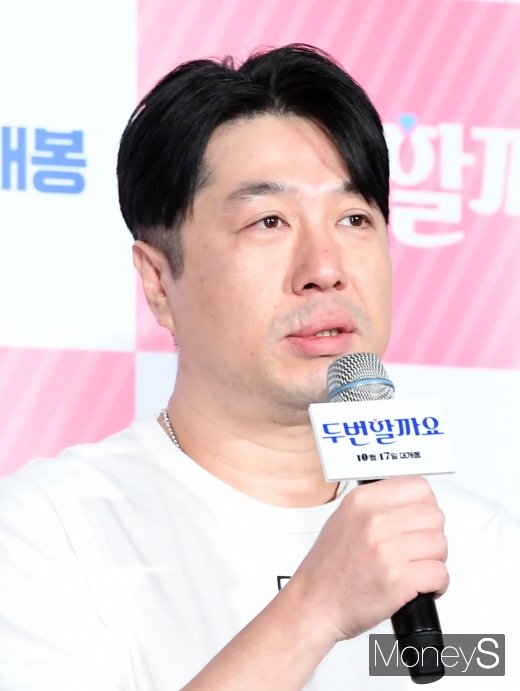 [머니S포토] 영화 '두번할까요'의 박용집 감독