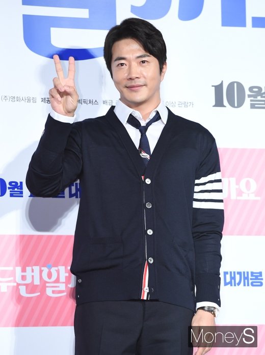 [머니S포토] 권상우 '브이~'