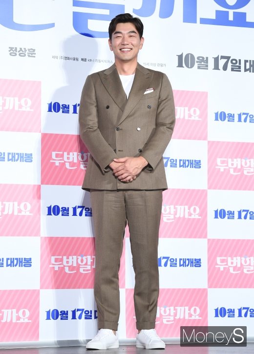 [머니S포토] '두번할까요' 이종혁, 가을 느낌 살린 슈트