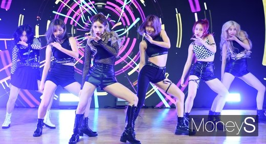 [머니S포토] ANS(에이앤에스), 신입답지 않은 걸크러시