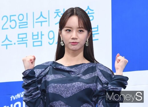 [머니S포토] 걸스데이 혜리 '류준열을 설레게한 미모'