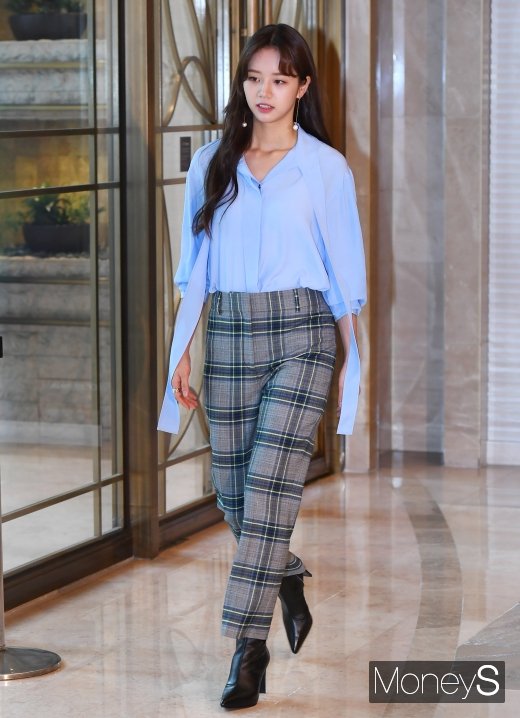 [머니S포토] 걸스데이 혜리, 가을 분위기 느껴지는 스타일링