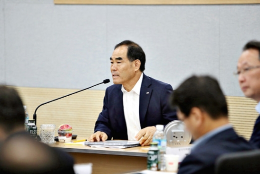 김인식 농어촌공사 사장은 네번째 현장경영회의에서 기후변화에 따른 물부족 심화에 선제적 대응이 필요하다고 강조했다. / 사진제공=농어촌공사
