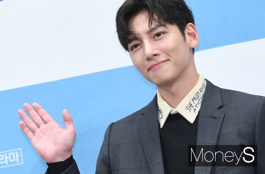 [머니S포토] 지창욱 '냉돈보존 미남'