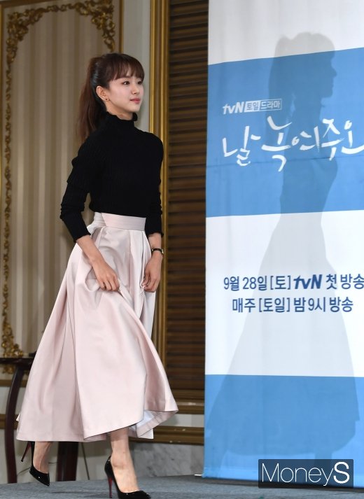 [머니S포토] 원진아, 그림자도 예쁜 그녀