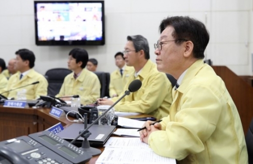 경기도는 ‘제17호 태풍 타파’의 북상으로 21일부터 23일까지 도내에 호우를 동반한 강풍이 예상됨에 따라 이번 주말을 ‘비상대책기간’으로 정하고, ‘인명피해 제로(0), 재산피해 최소화’를 위한 총력 대응에 나선다. / 사진제공=경기도