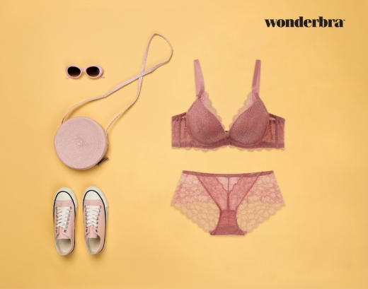 ©원더브라(Wonderbra)