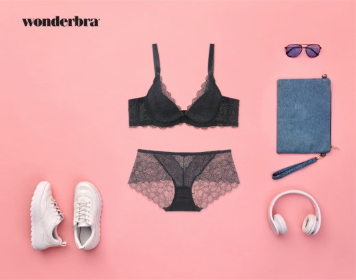 ©원더브라(Wonderbra)