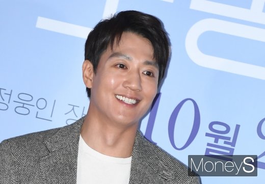 [머니S포토] 김래원 '빛나는 건치 미소'