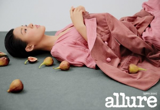 [★화보] 설현, 고혹적인 분위기… 다채로운 매력 뽐내