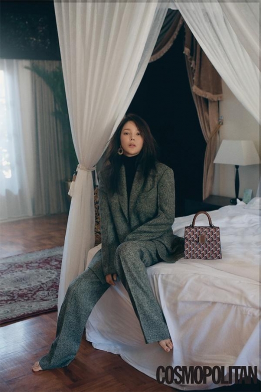 [★화보] 박시연, 시크한 아우라 발산
