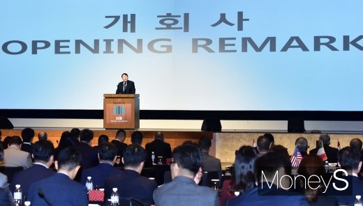 [머니S포토] 윤석열 총장, 