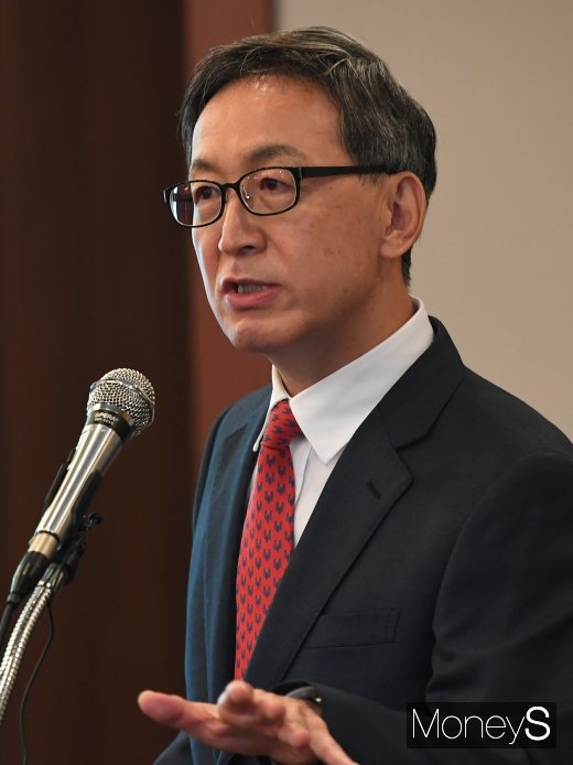 [머니S포토] '3상 실패' 엔젠시스 관련 기자회견 나선 김선영  대표