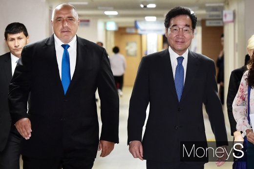 [머니S포토] 보리소프·이낙연 총리, 양국 미래지향적 동반자 관계 다져