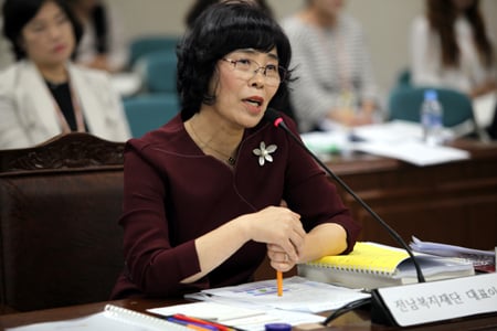 발언하고 있는 신현숙 전남복지재단 대표이사 후보자 /사진=홍기철기자