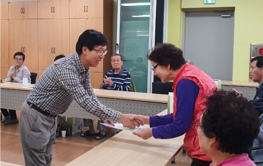  남양주풍양보건소치매안심센터, ‘기억채움’인지강화교실 수료식. / 사진제공=남양주풍양보건소 