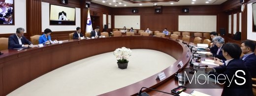 [머니S포토] 서울-세종 사회관계 장관 회의는 영상으로