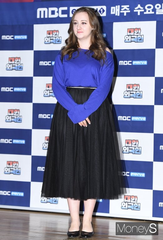 [머니S포토] '대한외국인' 에바, 단아하게