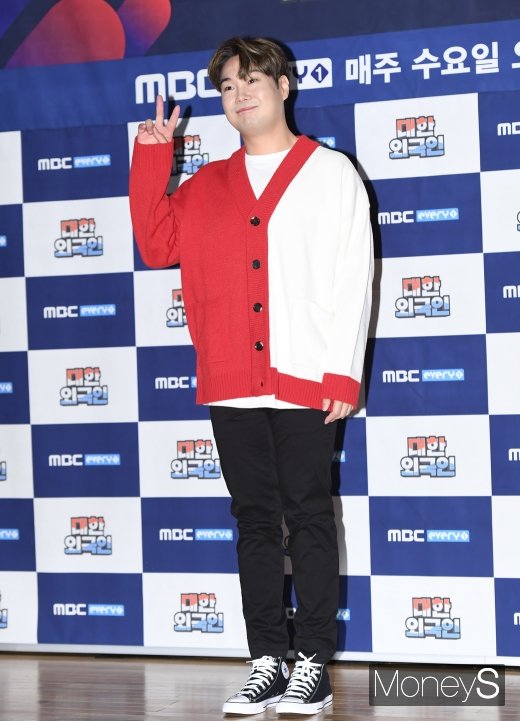 [머니S포토] 유재환 '32kg 감량 후  환골탈태 비주얼'